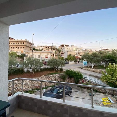 Guesthouse Noan&Yliona Εξαμίλιο Εξωτερικό φωτογραφία