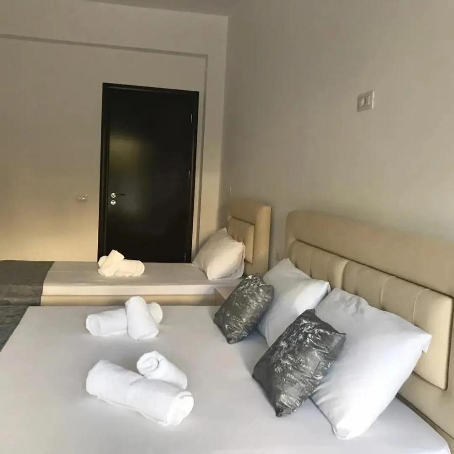 Guesthouse Noan&Yliona Εξαμίλιο Εξωτερικό φωτογραφία