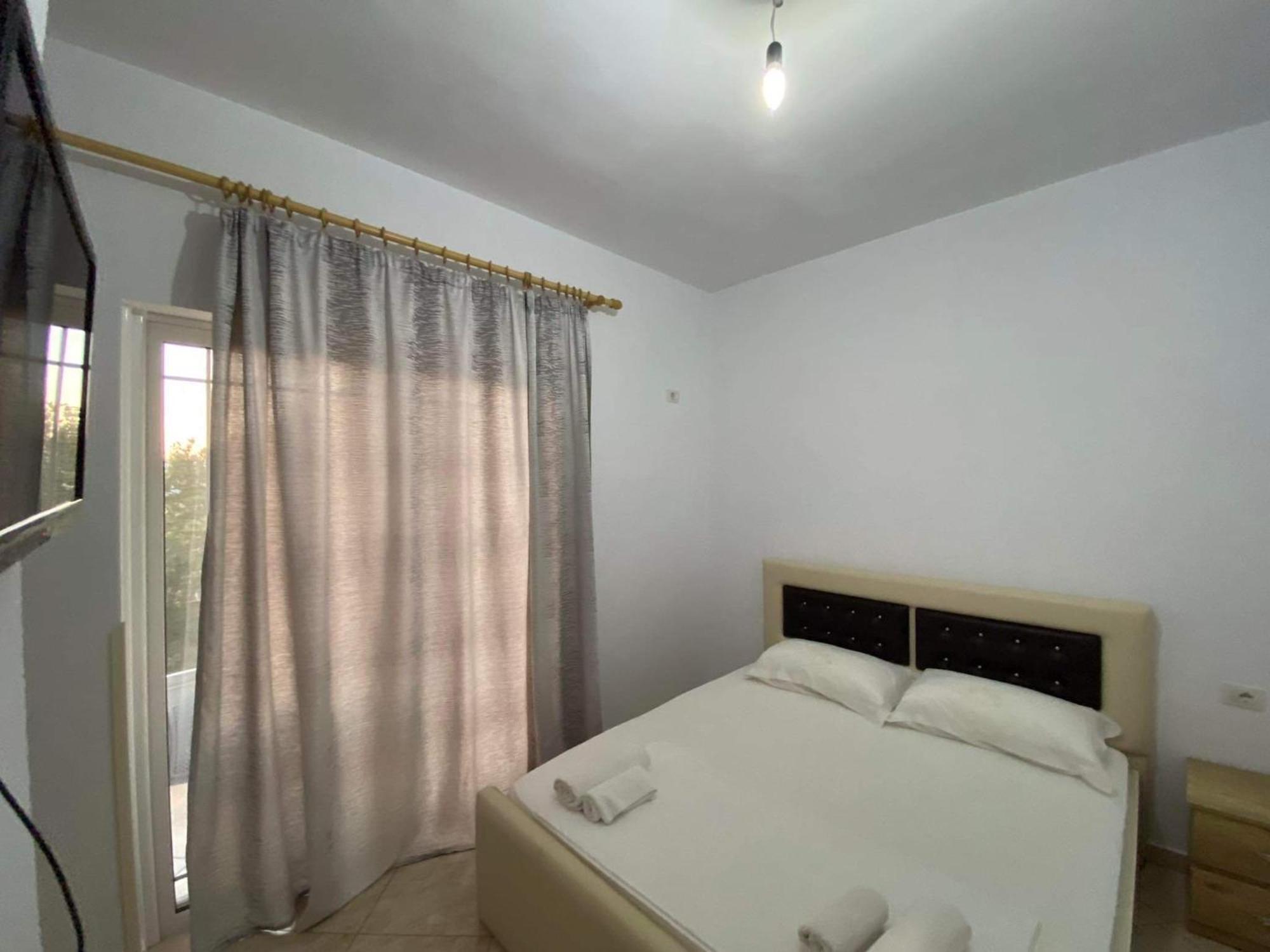 Guesthouse Noan&Yliona Εξαμίλιο Εξωτερικό φωτογραφία