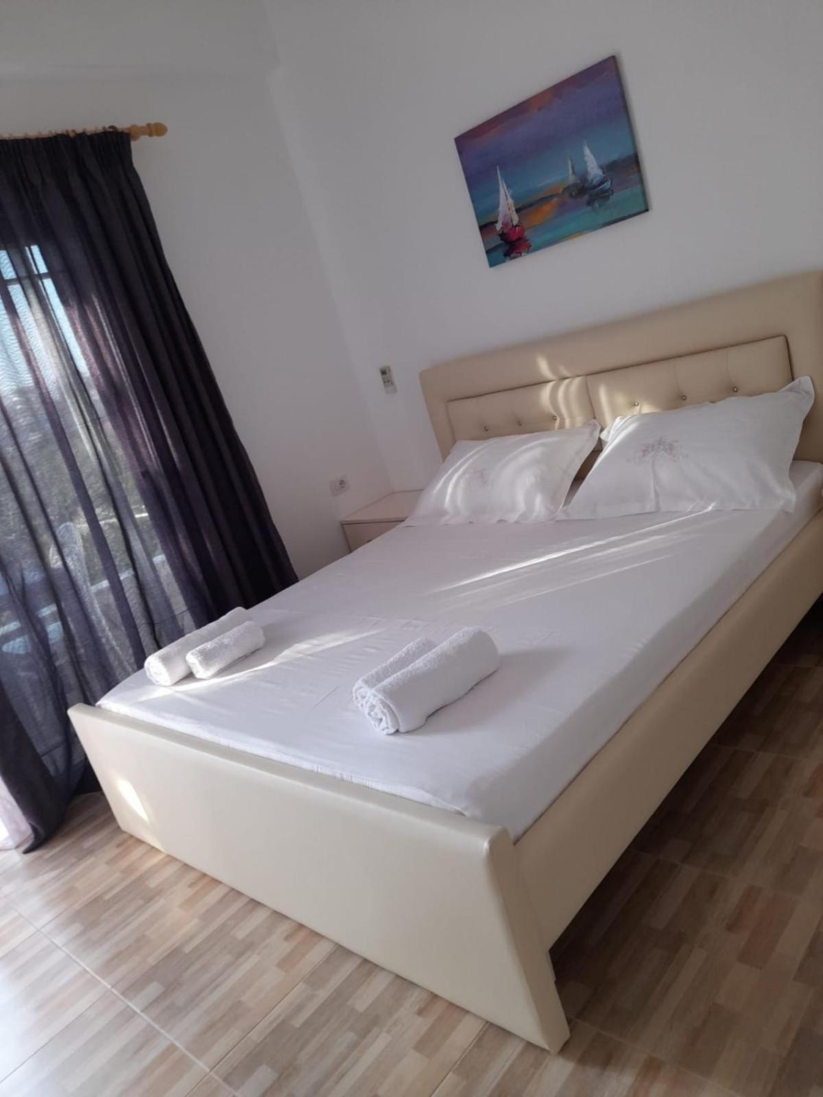 Guesthouse Noan&Yliona Εξαμίλιο Εξωτερικό φωτογραφία