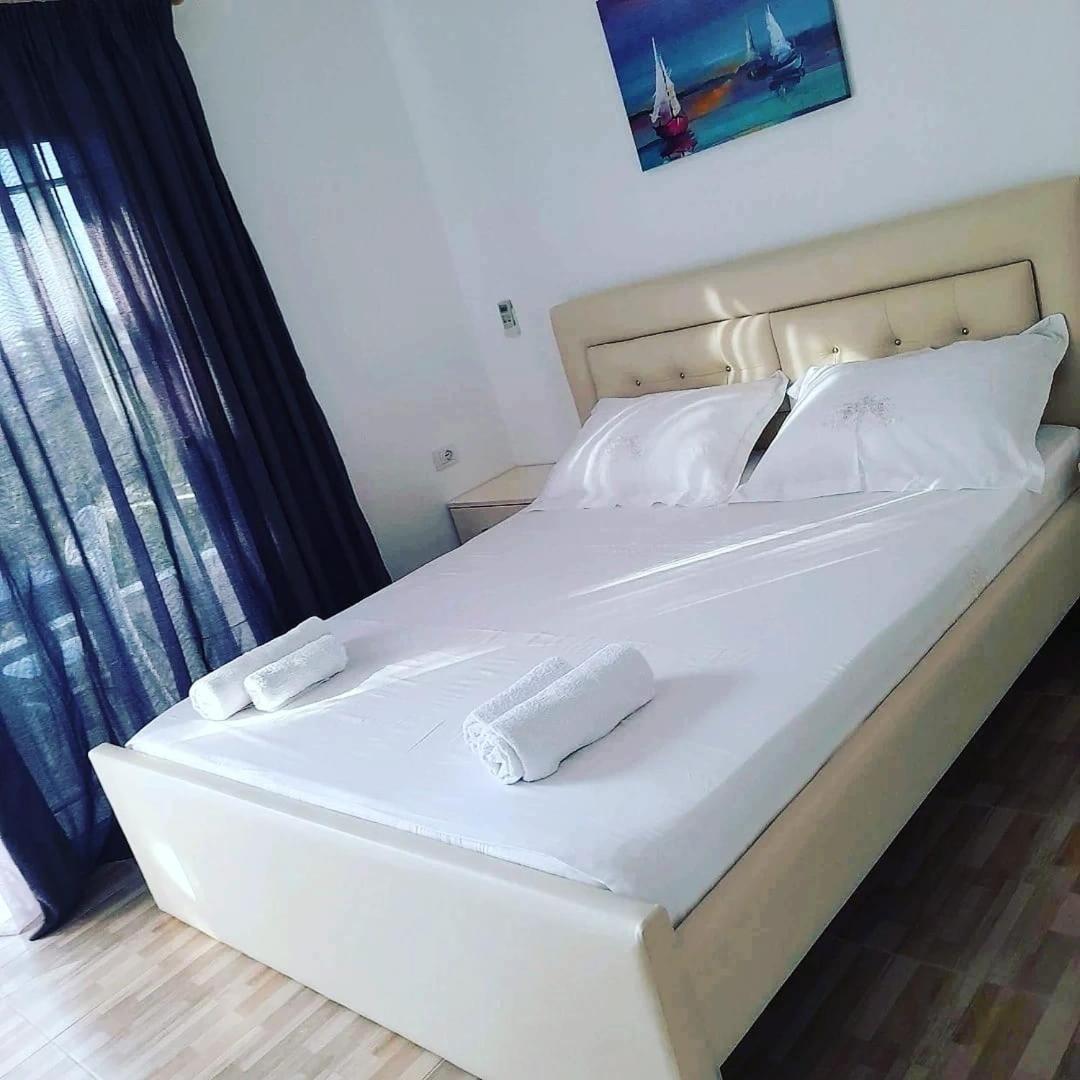 Guesthouse Noan&Yliona Εξαμίλιο Εξωτερικό φωτογραφία