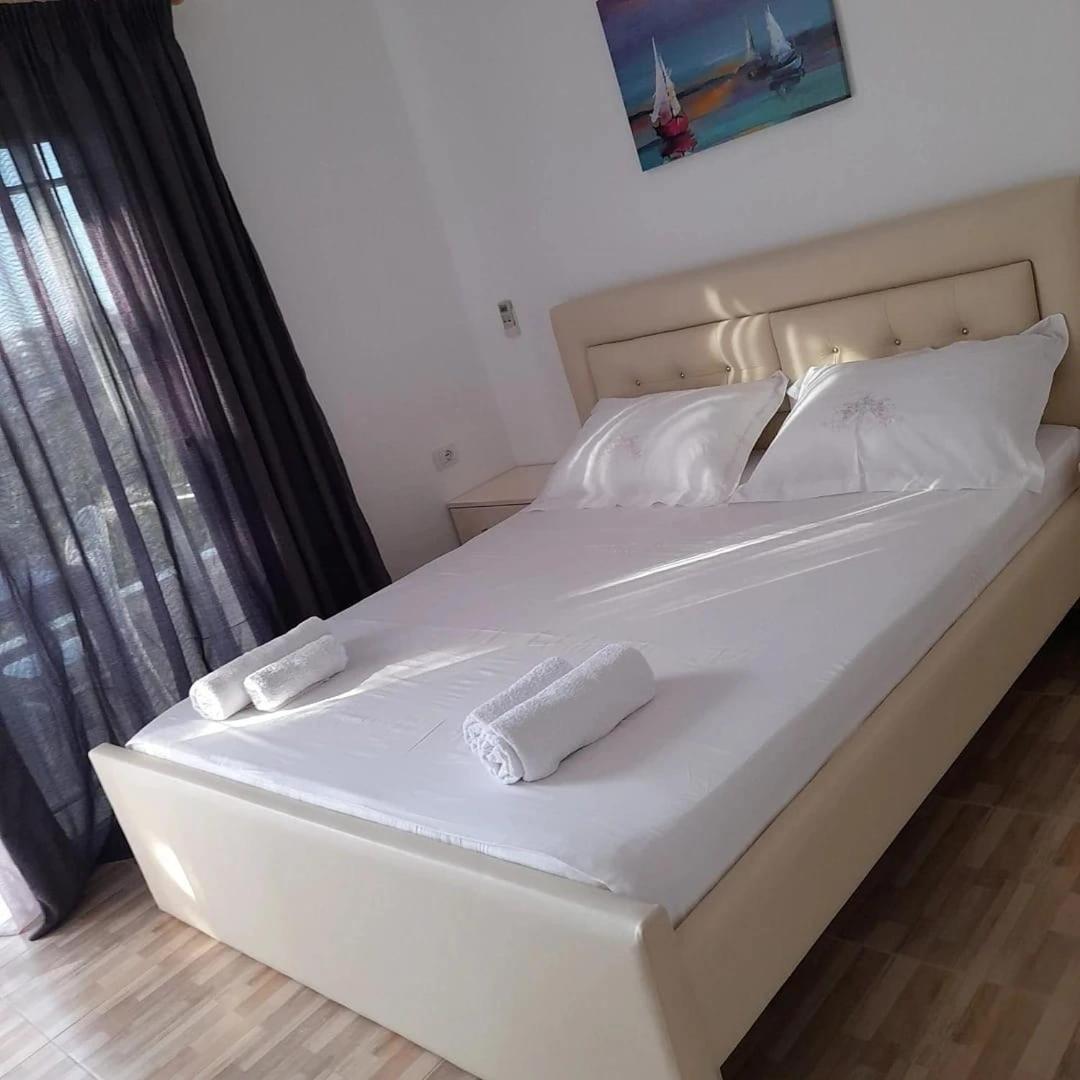 Guesthouse Noan&Yliona Εξαμίλιο Εξωτερικό φωτογραφία