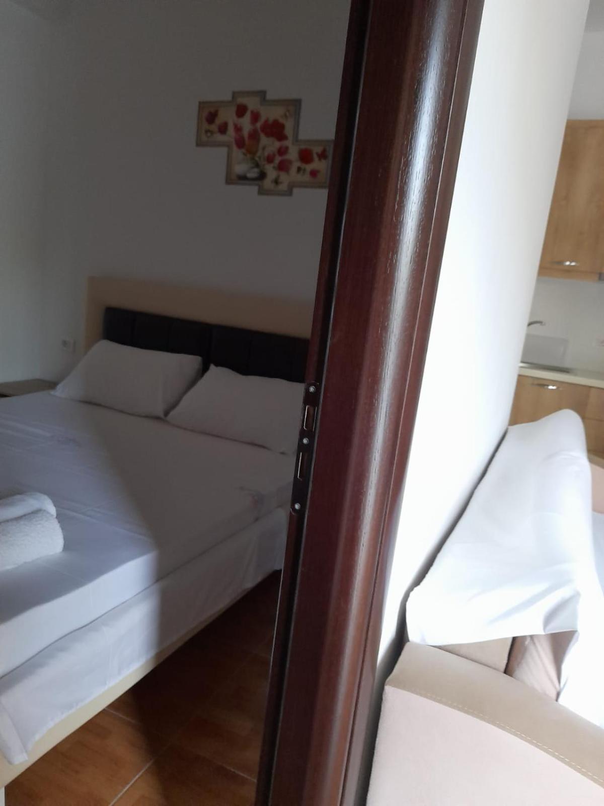 Guesthouse Noan&Yliona Εξαμίλιο Δωμάτιο φωτογραφία