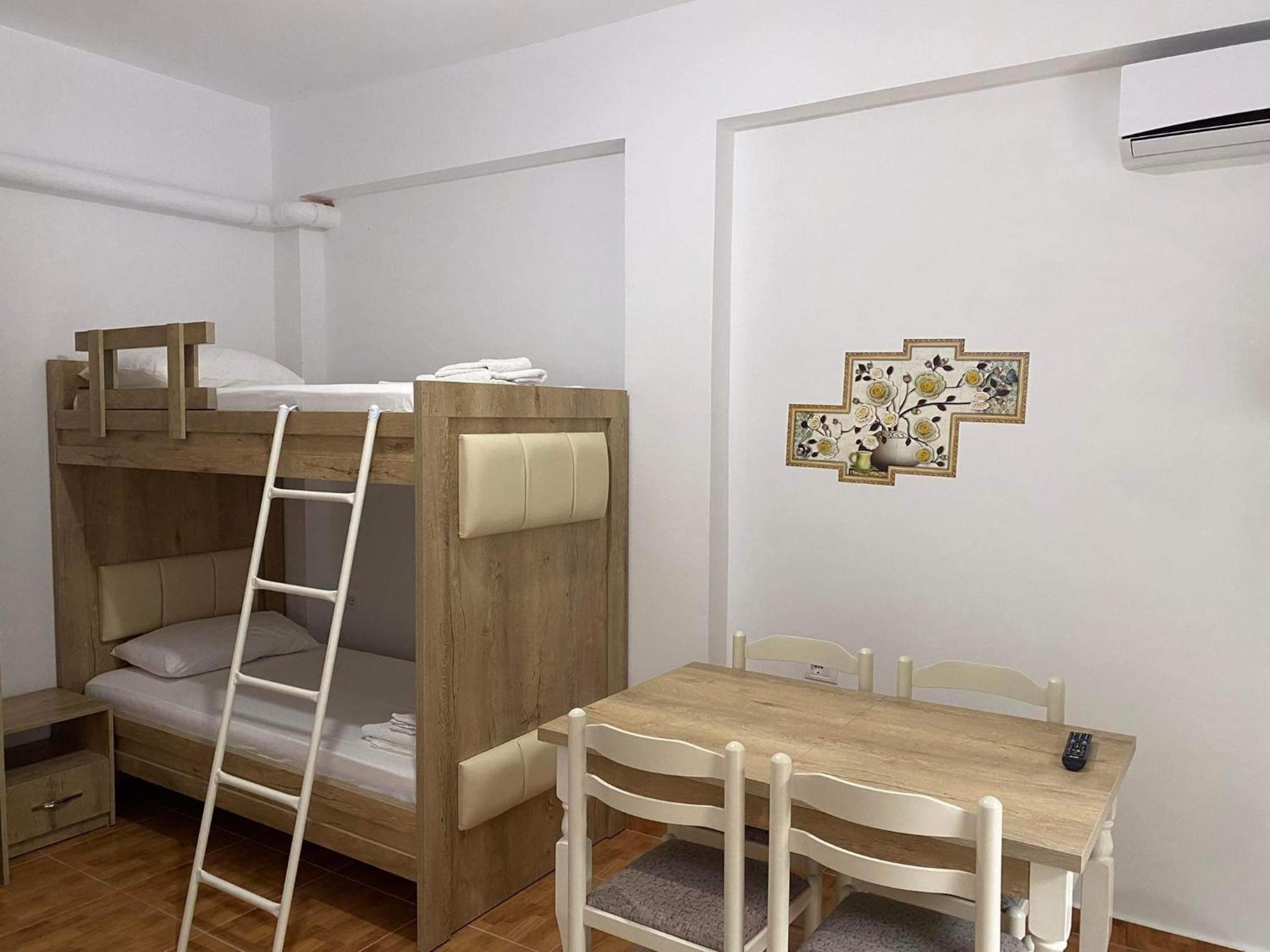 Guesthouse Noan&Yliona Εξαμίλιο Δωμάτιο φωτογραφία
