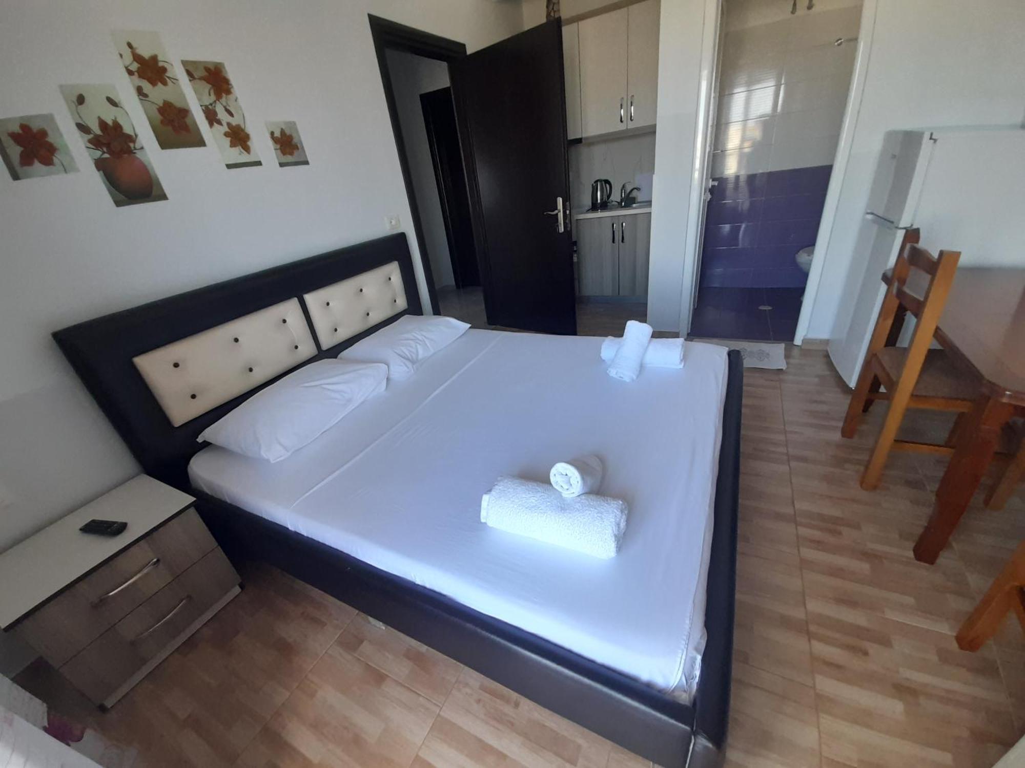 Guesthouse Noan&Yliona Εξαμίλιο Δωμάτιο φωτογραφία