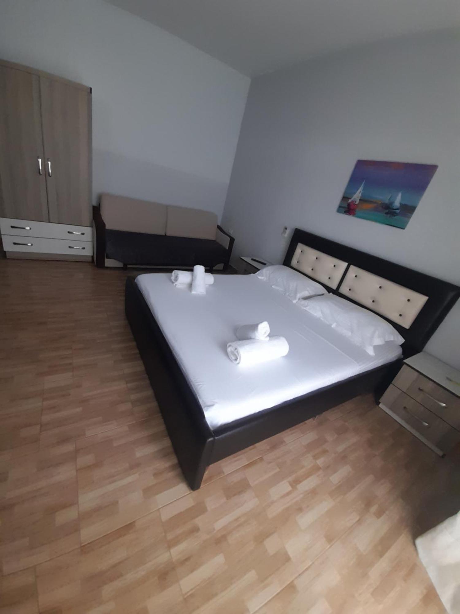 Guesthouse Noan&Yliona Εξαμίλιο Δωμάτιο φωτογραφία